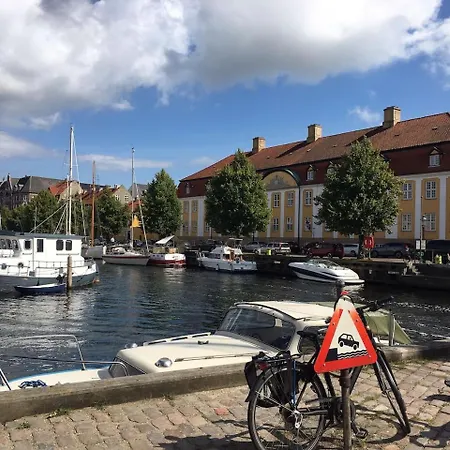 Two Story Apartment In Charming Christianshavn Apartment Kopenhagen