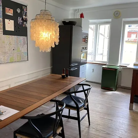 Two Story Apartment In Charming Christianshavn Apartmán